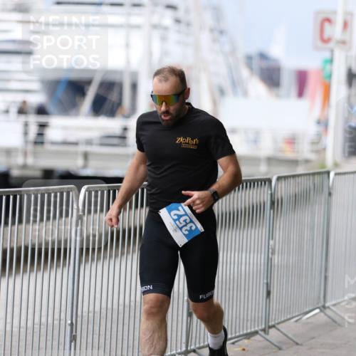 16.08.2026 - KN Förde Triathlon 2026 Antke Förster http://msf.ph/oto/10006727 16.08.2026 12:05:24 Laufen 352 meine-sportfotos.de