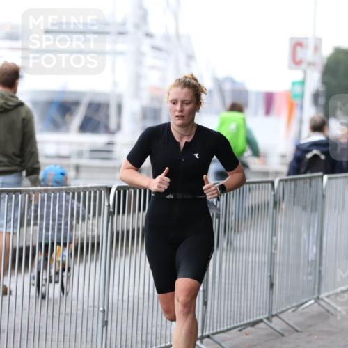 16.08.2026 - KN Förde Triathlon 2026 Antke Förster http://msf.ph/oto/10006738 16.08.2026 10:25:04 Laufen 73 meine-sportfotos.de