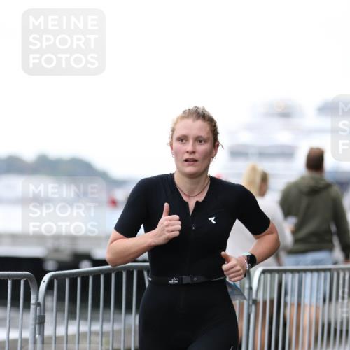 16.08.2026 - KN Förde Triathlon 2026 Antke Förster http://msf.ph/oto/10006744 16.08.2026 10:25:05 Laufen  meine-sportfotos.de