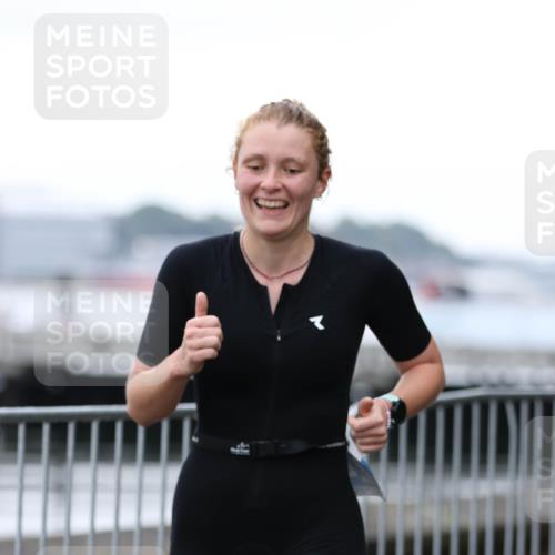 16.08.2026 - KN Förde Triathlon 2026 Antke Förster http://msf.ph/oto/10006747 16.08.2026 10:25:05 Laufen  meine-sportfotos.de