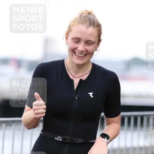 16.08.2026 - KN Förde Triathlon 2026 Antke Förster http://msf.ph/oto/10006750 16.08.2026 10:25:06 Laufen  meine-sportfotos.de