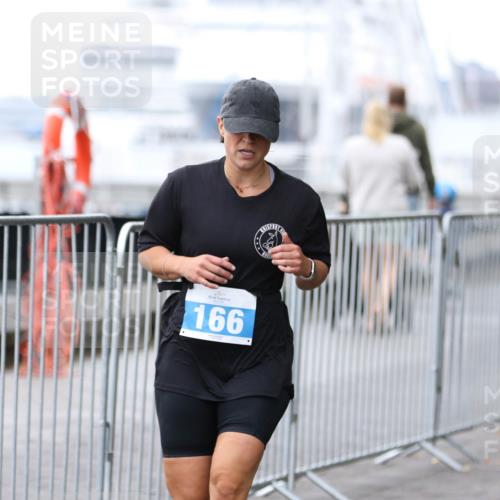 16.08.2026 - KN Förde Triathlon 2026 Antke Förster http://msf.ph/oto/10006765 16.08.2026 10:25:13 Laufen 166 meine-sportfotos.de