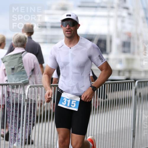 16.08.2026 - KN Förde Triathlon 2026 Antke Förster http://msf.ph/oto/10006775 16.08.2026 12:05:46 Laufen 315 meine-sportfotos.de