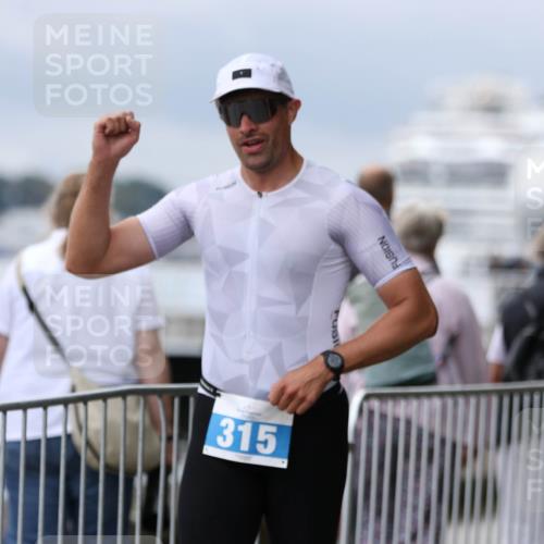 16.08.2026 - KN Förde Triathlon 2026 Antke Förster http://msf.ph/oto/10006778 16.08.2026 12:05:46 Laufen 315, 7 meine-sportfotos.de