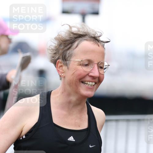16.08.2026 - KN Förde Triathlon 2026 Antke Förster http://msf.ph/oto/10006798 16.08.2026 10:25:31 Laufen  meine-sportfotos.de