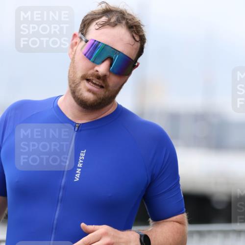 16.08.2026 - KN Förde Triathlon 2026 Antke Förster http://msf.ph/oto/10006820 16.08.2026 12:06:05 Laufen  meine-sportfotos.de