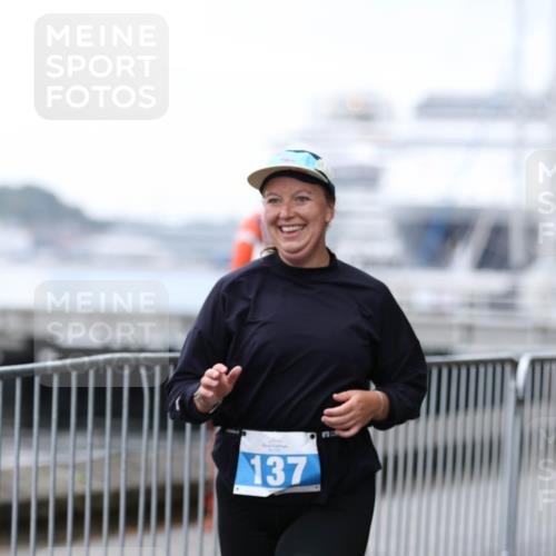 16.08.2026 - KN Förde Triathlon 2026 Antke Förster http://msf.ph/oto/10006822 16.08.2026 10:25:38 Laufen 137, 15 meine-sportfotos.de
