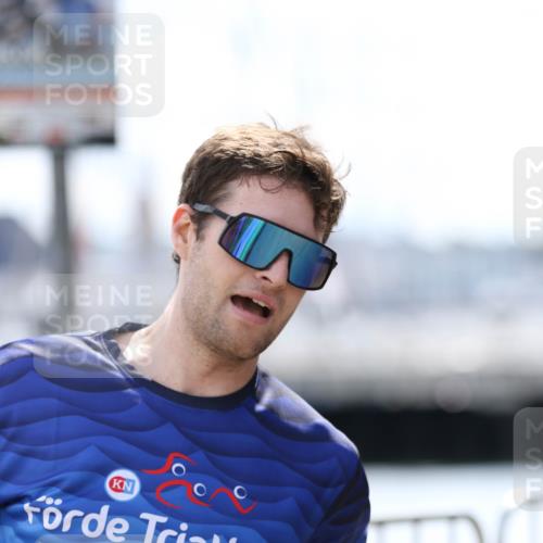 16.08.2026 - KN Förde Triathlon 2026 Antke Förster http://msf.ph/oto/10006836 16.08.2026 13:49:49 Laufen  meine-sportfotos.de