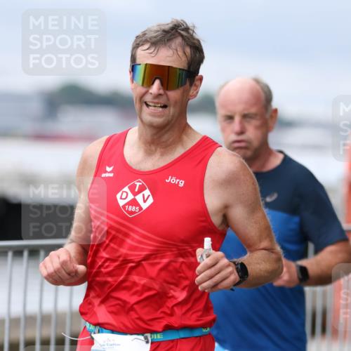 16.08.2026 - KN Förde Triathlon 2026 Antke Förster http://msf.ph/oto/10006847 16.08.2026 12:06:13 Laufen 1885, 2026, 354, 400 meine-sportfotos.de