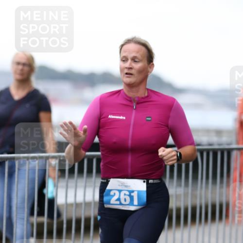 16.08.2026 - KN Förde Triathlon 2026 Antke Förster http://msf.ph/oto/10006876 16.08.2026 10:25:55 Laufen 261 meine-sportfotos.de