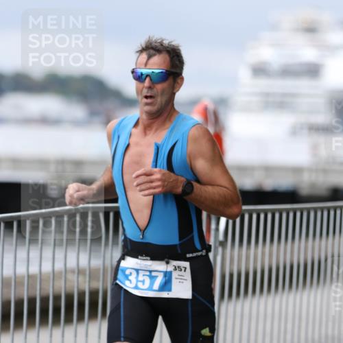 16.08.2026 - KN Förde Triathlon 2026 Antke Förster http://msf.ph/oto/10006904 16.08.2026 12:06:36 Laufen 357, 357 meine-sportfotos.de