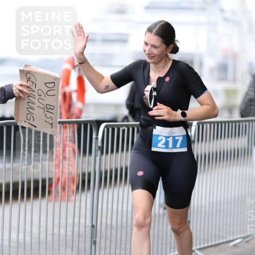 16.08.2026 - KN Förde Triathlon 2026 Antke Förster http://msf.ph/oto/10006921 16.08.2026 10:26:20 Laufen 217 meine-sportfotos.de