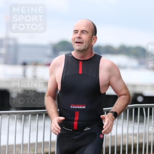 16.08.2026 - KN Förde Triathlon 2026 Antke Förster http://msf.ph/oto/10006943 16.08.2026 12:06:47 Laufen  meine-sportfotos.de