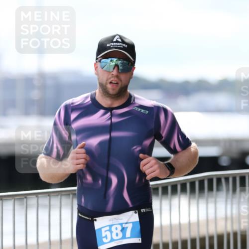 16.08.2026 - KN Förde Triathlon 2026 Antke Förster http://msf.ph/oto/10006959 16.08.2026 13:50:53 Laufen 20, 587, 3, 3 meine-sportfotos.de