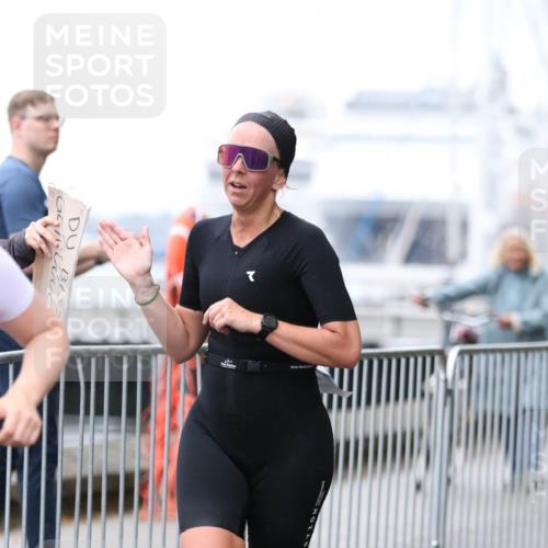 16.08.2026 - KN Förde Triathlon 2026 Antke Förster http://msf.ph/oto/10006966 16.08.2026 10:26:33 Laufen 7 meine-sportfotos.de