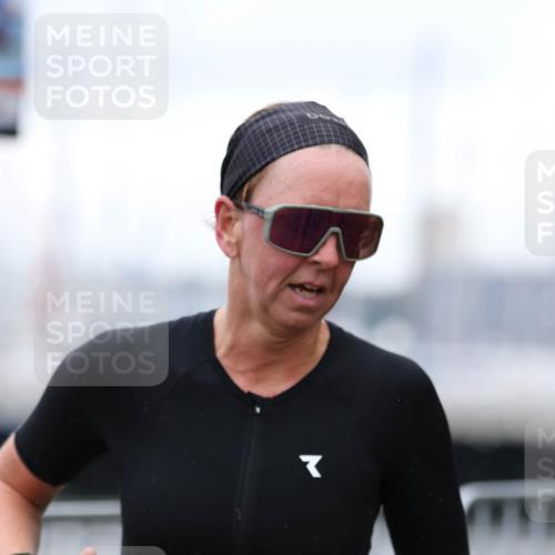 16.08.2026 - KN Förde Triathlon 2026 Antke Förster http://msf.ph/oto/10006978 16.08.2026 10:26:35 Laufen  meine-sportfotos.de