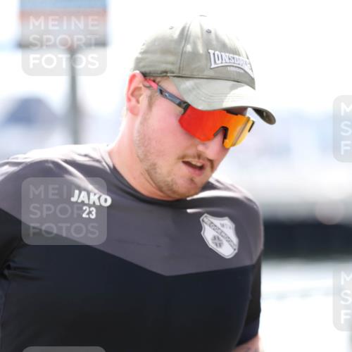 16.08.2026 - KN Förde Triathlon 2026 Antke Förster http://msf.ph/oto/10006980 16.08.2026 13:51:03 Laufen 23 meine-sportfotos.de