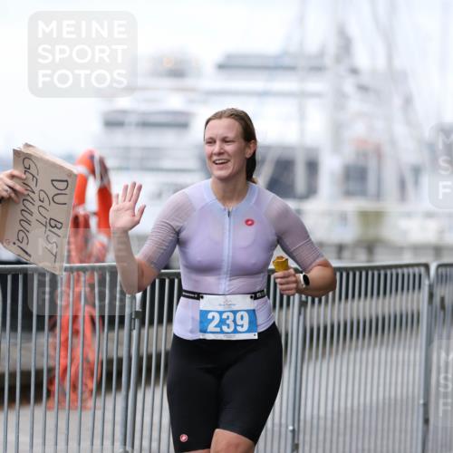 16.08.2026 - KN Förde Triathlon 2026 Antke Förster http://msf.ph/oto/10007014 16.08.2026 10:26:49 Laufen 239 meine-sportfotos.de