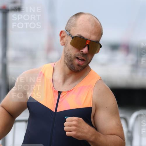 16.08.2026 - KN Förde Triathlon 2026 Antke Förster http://msf.ph/oto/10007021 16.08.2026 12:07:17 Laufen  meine-sportfotos.de
