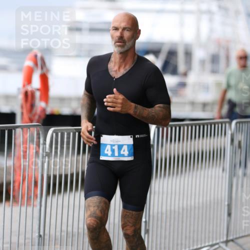 16.08.2026 - KN Förde Triathlon 2026 Antke Förster http://msf.ph/oto/10007030 16.08.2026 12:07:20 Laufen 414 meine-sportfotos.de