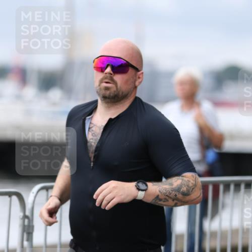16.08.2026 - KN Förde Triathlon 2026 Antke Förster http://msf.ph/oto/10007072 16.08.2026 12:07:33 Laufen 432, 432 meine-sportfotos.de