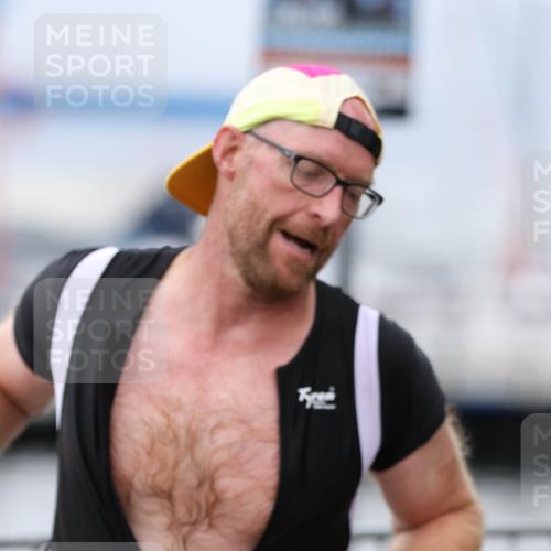 16.08.2026 - KN Förde Triathlon 2026 Antke Förster http://msf.ph/oto/10007096 16.08.2026 12:07:39 Laufen  meine-sportfotos.de