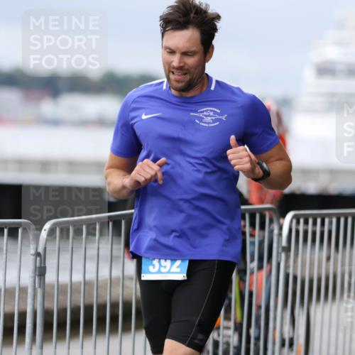 16.08.2026 - KN Förde Triathlon 2026 Antke Förster http://msf.ph/oto/10007099 16.08.2026 12:07:41 Laufen 392 meine-sportfotos.de