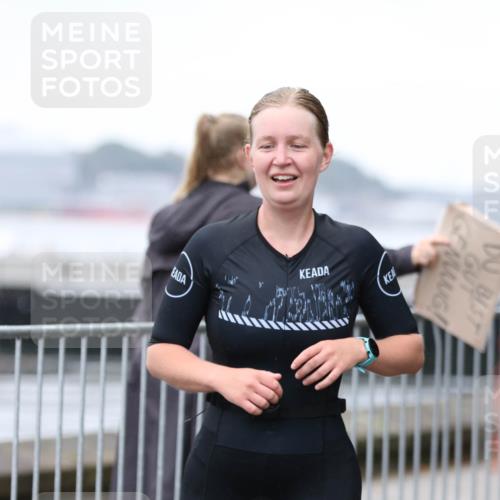 16.08.2026 - KN Förde Triathlon 2026 Antke Förster http://msf.ph/oto/10007119 16.08.2026 10:27:38 Laufen  meine-sportfotos.de