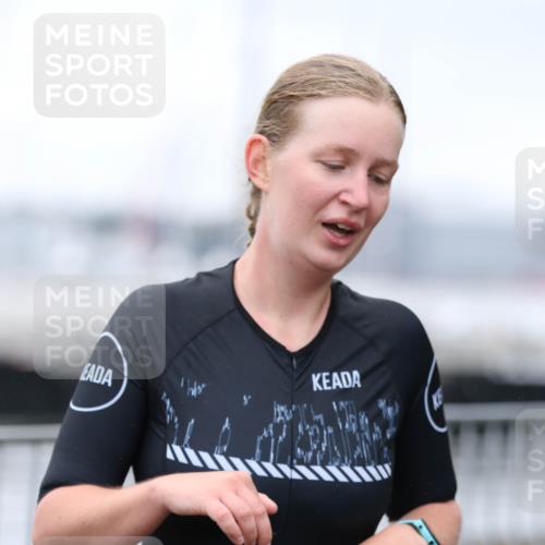 16.08.2026 - KN Förde Triathlon 2026 Antke Förster http://msf.ph/oto/10007125 16.08.2026 10:27:40 Laufen  meine-sportfotos.de