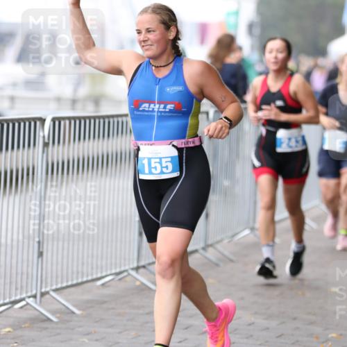 16.08.2026 - KN Förde Triathlon 2026 Antke Förster http://msf.ph/oto/10007266 16.08.2026 10:28:46 Laufen 155, 243 meine-sportfotos.de
