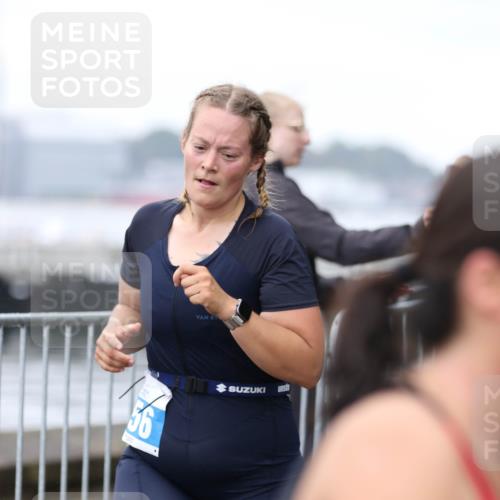 16.08.2026 - KN Förde Triathlon 2026 Antke Förster http://msf.ph/oto/10007287 16.08.2026 10:28:52 Laufen  meine-sportfotos.de