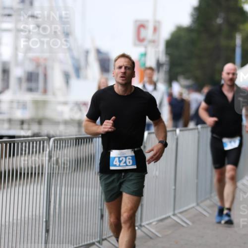 16.08.2026 - KN Förde Triathlon 2026 Antke Förster http://msf.ph/oto/10007354 16.08.2026 12:09:35 Laufen 426 meine-sportfotos.de