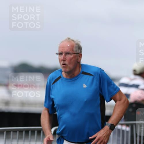 16.08.2026 - KN Förde Triathlon 2026 Antke Förster http://msf.ph/oto/10007396 16.08.2026 12:09:48 Laufen  meine-sportfotos.de