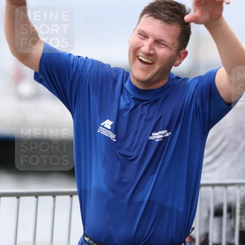 16.08.2026 - KN Förde Triathlon 2026 Antke Förster http://msf.ph/oto/10007420 16.08.2026 12:09:54 Laufen 385 meine-sportfotos.de
