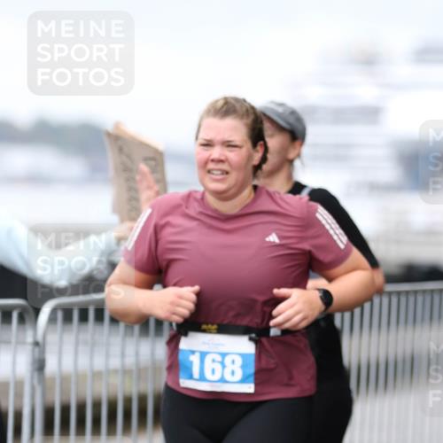 16.08.2026 - KN Förde Triathlon 2026 Antke Förster http://msf.ph/oto/10007437 16.08.2026 10:30:08 Laufen 168 meine-sportfotos.de