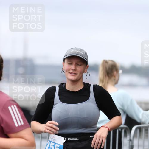 16.08.2026 - KN Förde Triathlon 2026 Antke Förster http://msf.ph/oto/10007443 16.08.2026 10:30:10 Laufen 255 meine-sportfotos.de
