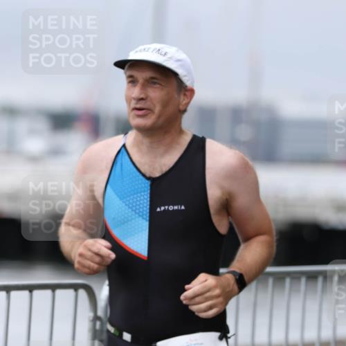 16.08.2026 - KN Förde Triathlon 2026 Antke Förster http://msf.ph/oto/10007477 16.08.2026 12:10:13 Laufen 369 meine-sportfotos.de