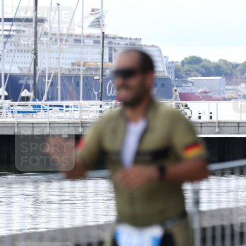 16.08.2026 - KN Förde Triathlon 2026 Antke Förster http://msf.ph/oto/10007487 16.08.2026 13:55:40 Laufen 1000 meine-sportfotos.de