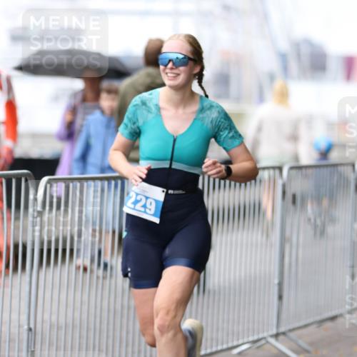 16.08.2026 - KN Förde Triathlon 2026 Antke Förster http://msf.ph/oto/10007497 16.08.2026 10:30:41 Laufen 229 meine-sportfotos.de