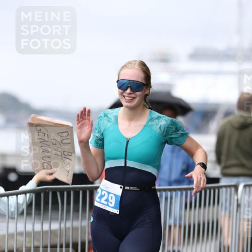 16.08.2026 - KN Förde Triathlon 2026 Antke Förster http://msf.ph/oto/10007500 16.08.2026 10:30:41 Laufen 229 meine-sportfotos.de