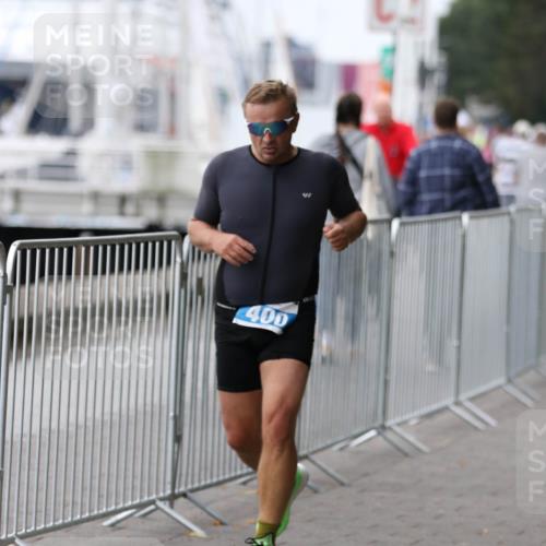 16.08.2026 - KN Förde Triathlon 2026 Antke Förster http://msf.ph/oto/10007516 16.08.2026 12:10:47 Laufen 400 meine-sportfotos.de