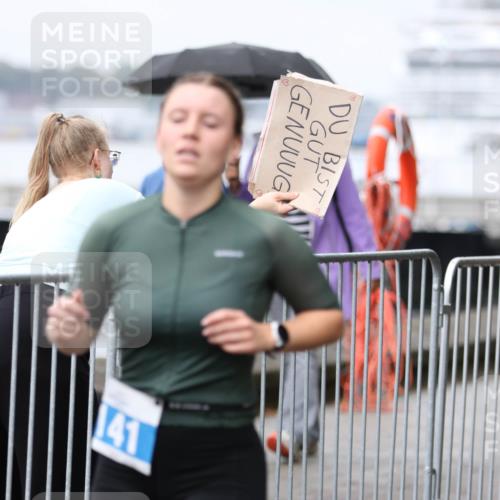 16.08.2026 - KN Förde Triathlon 2026 Antke Förster http://msf.ph/oto/10007518 16.08.2026 10:30:46 Laufen 141 meine-sportfotos.de