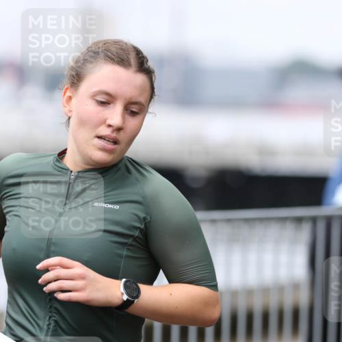 16.08.2026 - KN Förde Triathlon 2026 Antke Förster http://msf.ph/oto/10007524 16.08.2026 10:30:47 Laufen 2026 meine-sportfotos.de