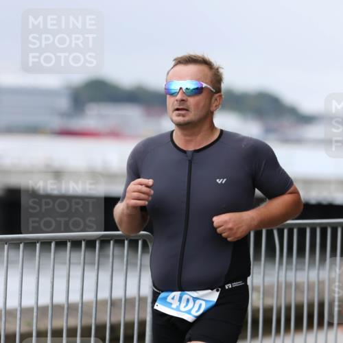 16.08.2026 - KN Förde Triathlon 2026 Antke Förster http://msf.ph/oto/10007525 16.08.2026 12:10:50 Laufen 400 meine-sportfotos.de