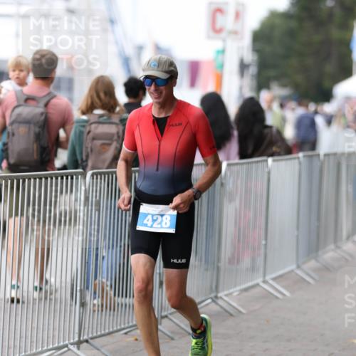 16.08.2026 - KN Förde Triathlon 2026 Antke Förster http://msf.ph/oto/10007561 16.08.2026 12:11:21 Laufen 428 meine-sportfotos.de