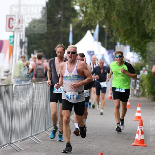 16.08.2026 - KN Förde Triathlon 2026 Antke Förster http://msf.ph/oto/10007606 16.08.2026 12:11:45 Laufen 70, 412, 961, 568, 306 meine-sportfotos.de