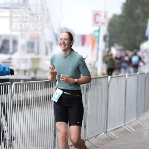 16.08.2026 - KN Förde Triathlon 2026 Antke Förster http://msf.ph/oto/10007629 16.08.2026 10:31:35 Laufen 04 meine-sportfotos.de