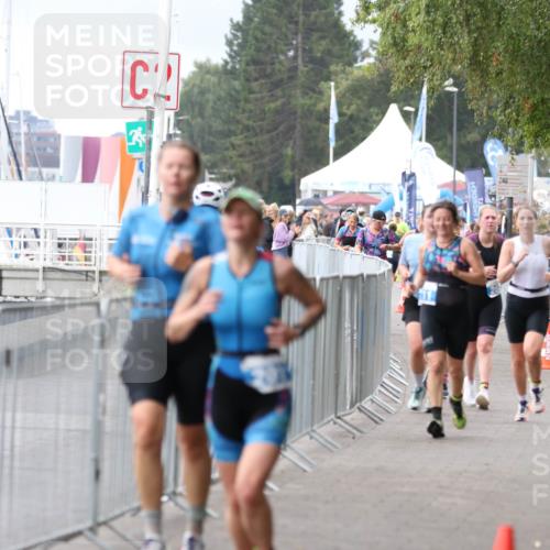 16.08.2026 - KN Förde Triathlon 2026 Antke Förster http://msf.ph/oto/10007686 16.08.2026 10:31:57 Laufen  meine-sportfotos.de
