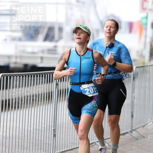 16.08.2026 - KN Förde Triathlon 2026 Antke Förster http://msf.ph/oto/10007692 16.08.2026 10:31:58 Laufen 1001, 201, 22 meine-sportfotos.de