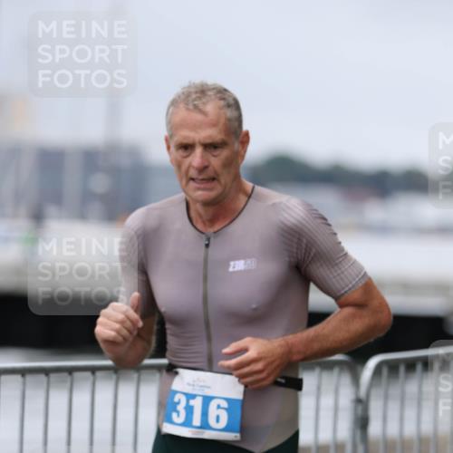 16.08.2026 - KN Förde Triathlon 2026 Antke Förster http://msf.ph/oto/10007723 16.08.2026 12:12:49 Laufen 316, 3, 70 meine-sportfotos.de